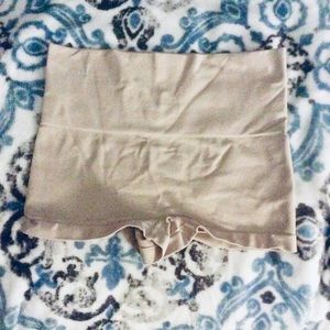 SPANX Tummy Control Boy Short Panties